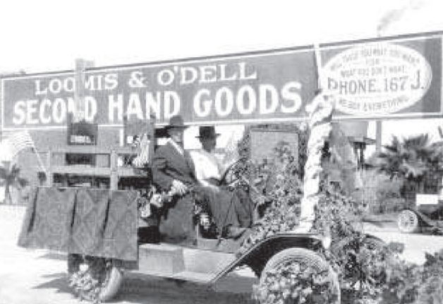 GRAPE DAY FLOAT 1919